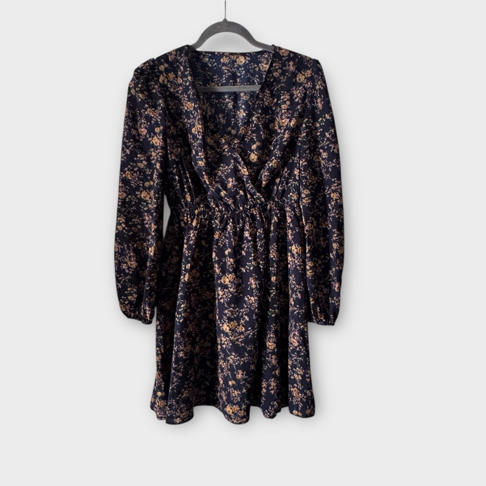 NEW Cipshe Alison Ditsy Floral Peasant Sleeve Mini Dress - Picture 2 of 12